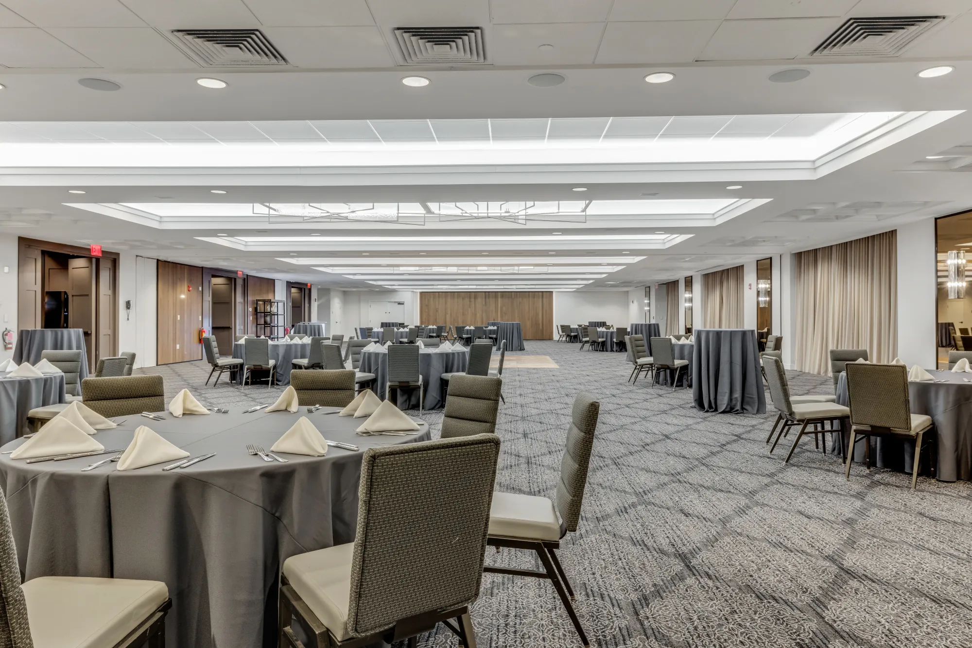 RevereHotel Grand Ballroom 04