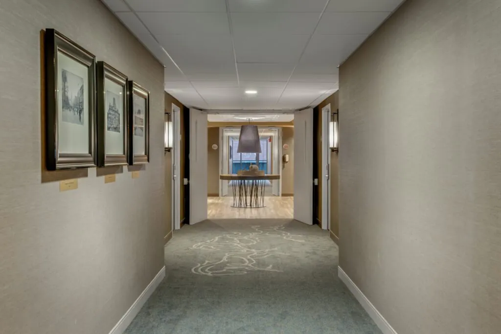 RevereHotel Hallway 01