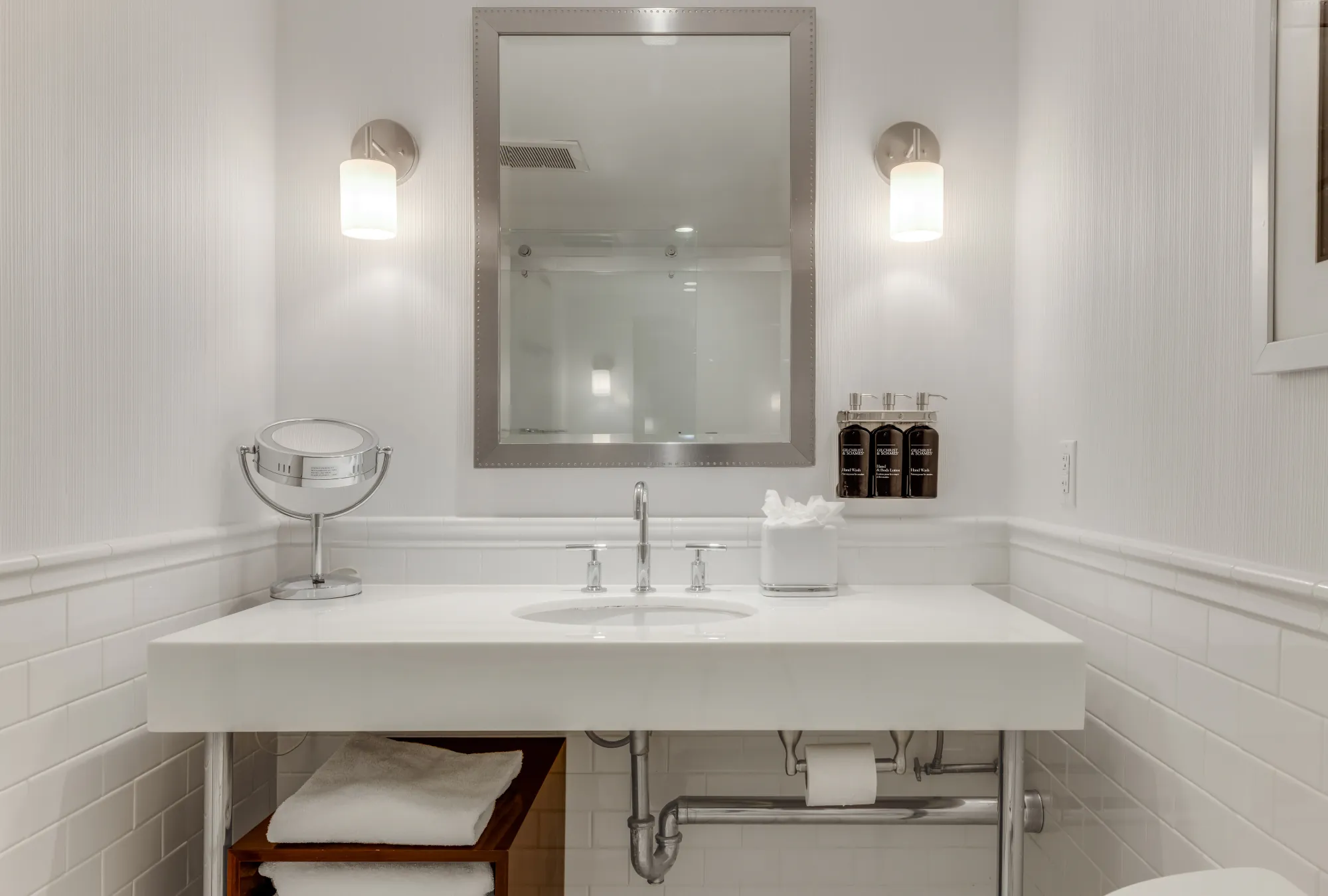 RevereHotel Room2306 05