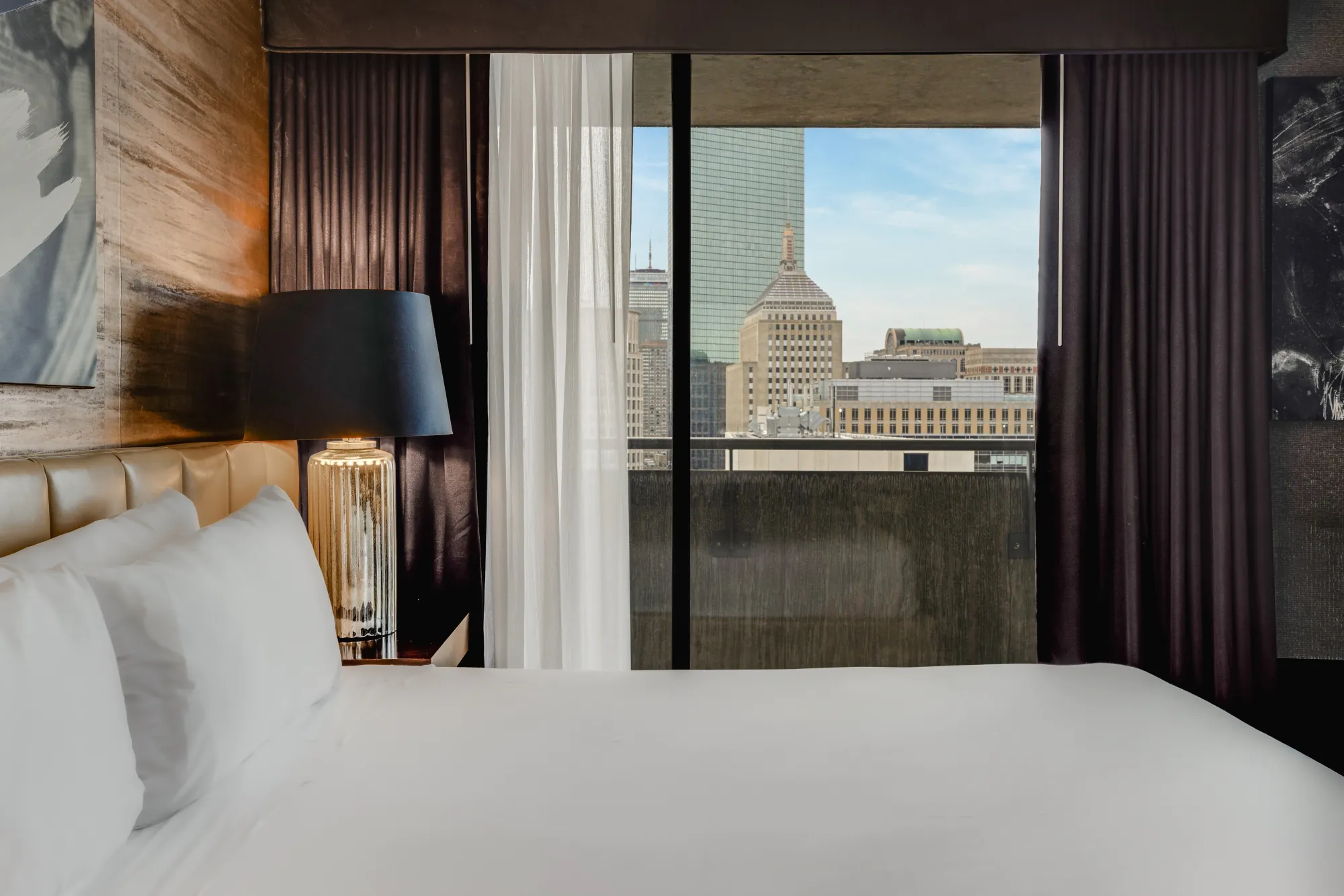 RevereHotel Room2421 03